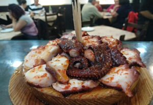 El-pulpo-no-se-puede-comer-con-agua